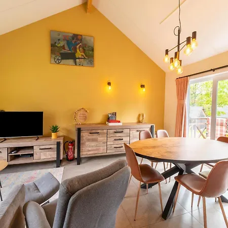 Cosy Near Durbuy In Nature 度假居 *